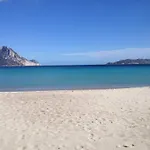 Apartman Le Rose Di 80 Mt Porto Taverna
