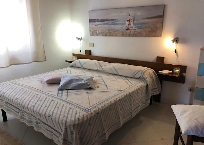 Apartment Le Rose Di 80 Mt Porto Taverna