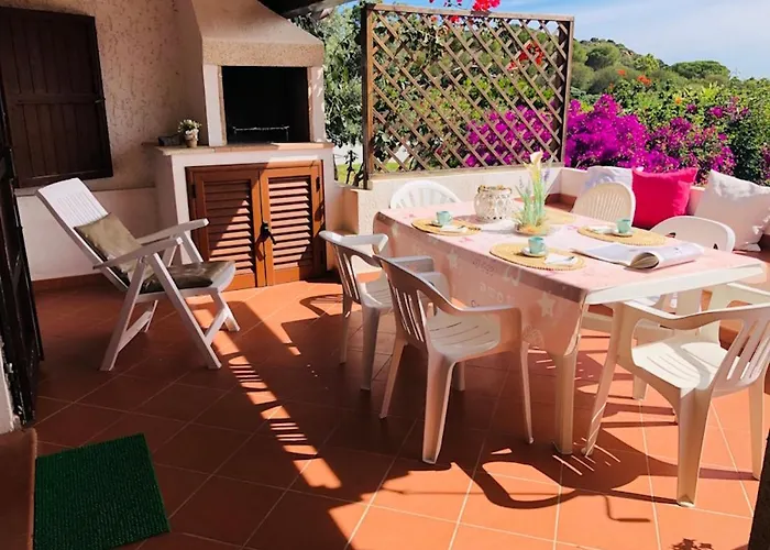 Le Rose Di 80 Mt Apartment Porto Taverna